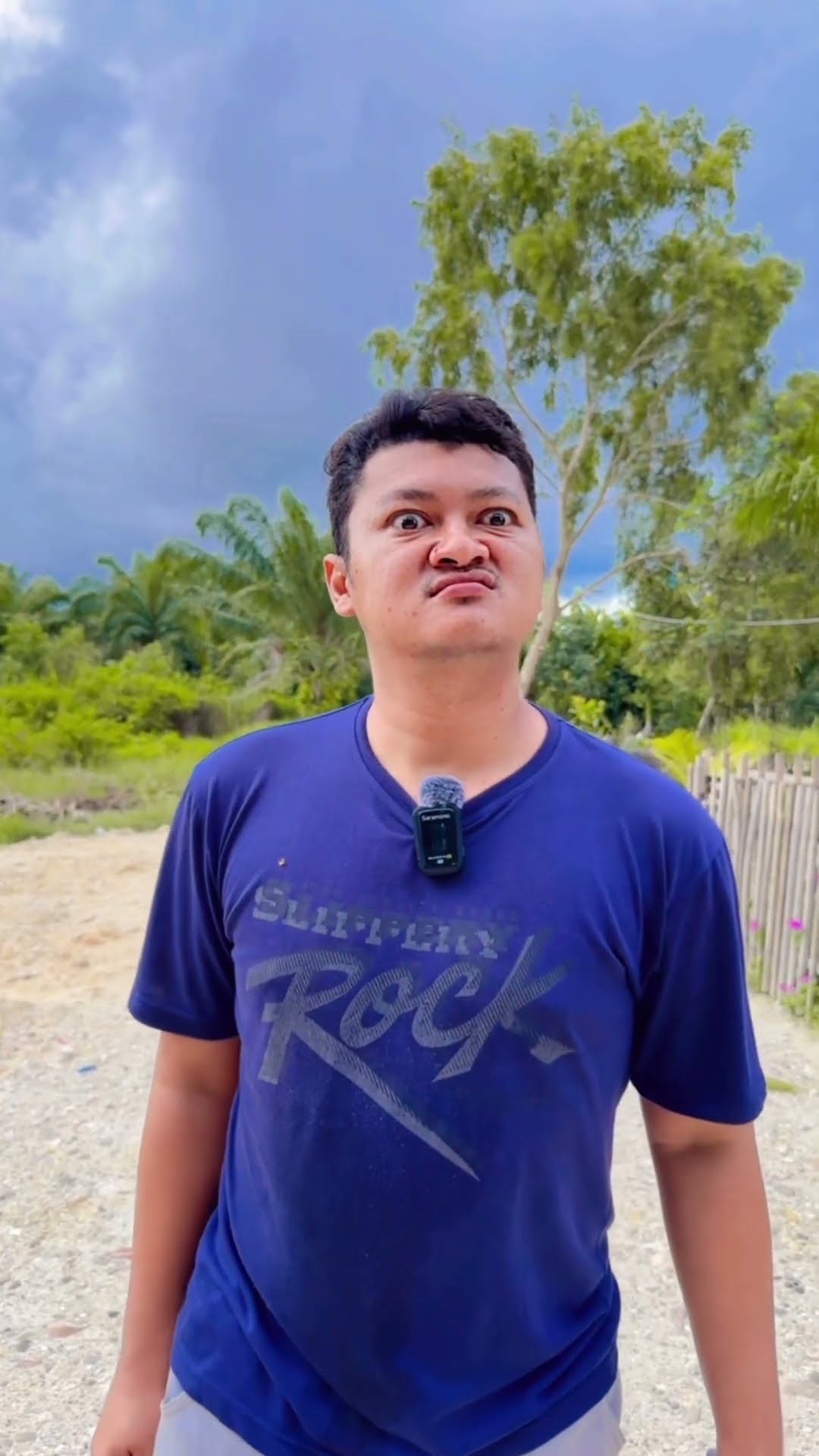 Pura pura kuat ??