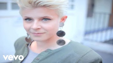 Robyn - Hang with Me