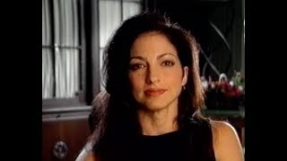 Gloria Estefan presents 10 of the Best 1996