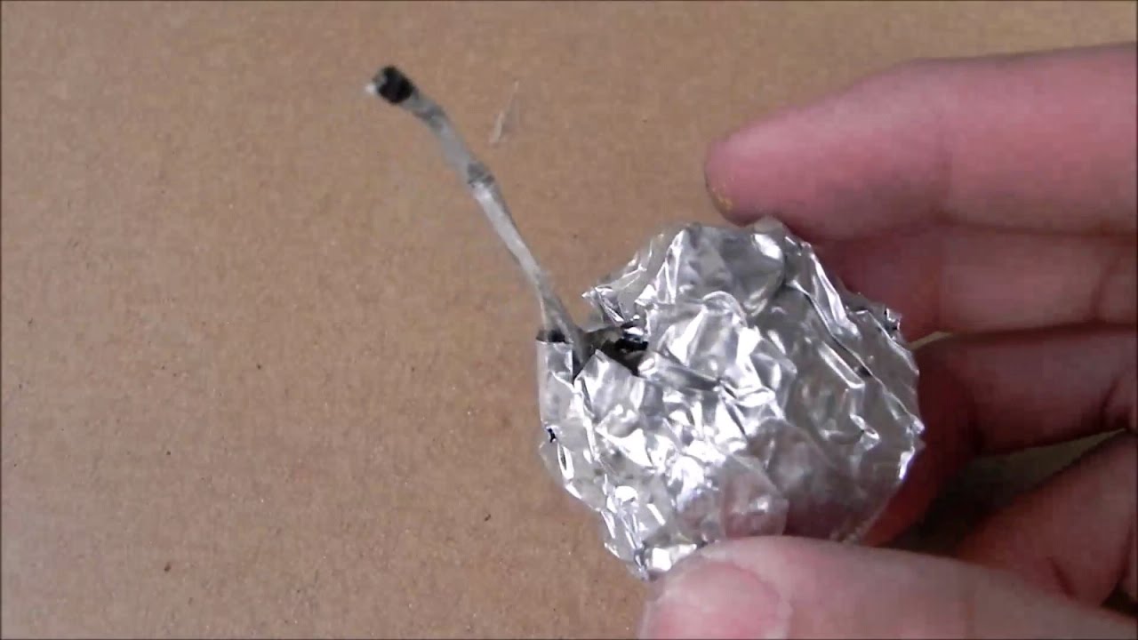 how to make a smoking pipe out of tin foil