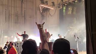 Breaking Benjamin - Blow Me Away (Live from the Dothan Civic Center, Dothan, AL)