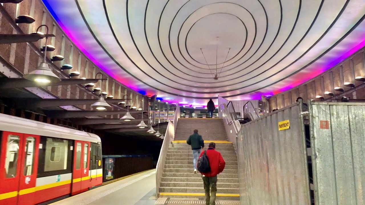Polska jest piękna - WARSZAWA - metro ride from ONZ to WILSONA - Cận cảnh ga ngầm Metro