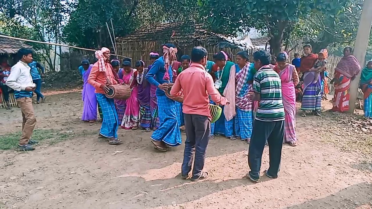 Dumki village me pahadiya nach kasari pahar and dumki