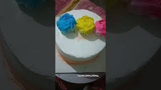 alg alg colours ke roses?cake par? trendingshorts trending shortsfeed cake viralcakedecoration