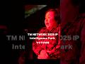 『TM NETWORK 2025 IP』にやす子来園！圧倒的イマーシブ体験にテンション爆上がり！