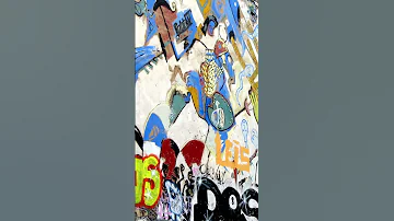 THE TACHELES BUILDING IN BERLIN 