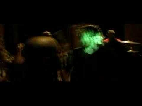 YouTubeでRoses Are Red - "White and Gold"を視聴 YouTubeでRoses Are Red - "White and Gold"を視聴