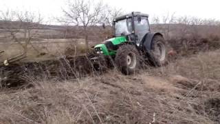 Tractor DEUTZ-FAHR AGROFARM 115 + PLUG