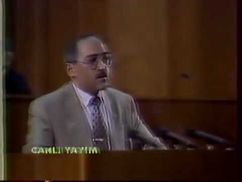 Həbs edildiyi gün İsa Qəmbərin Milli Məclisdə Heydər Əliyev haqda çıxışı.  16 iyul 1993