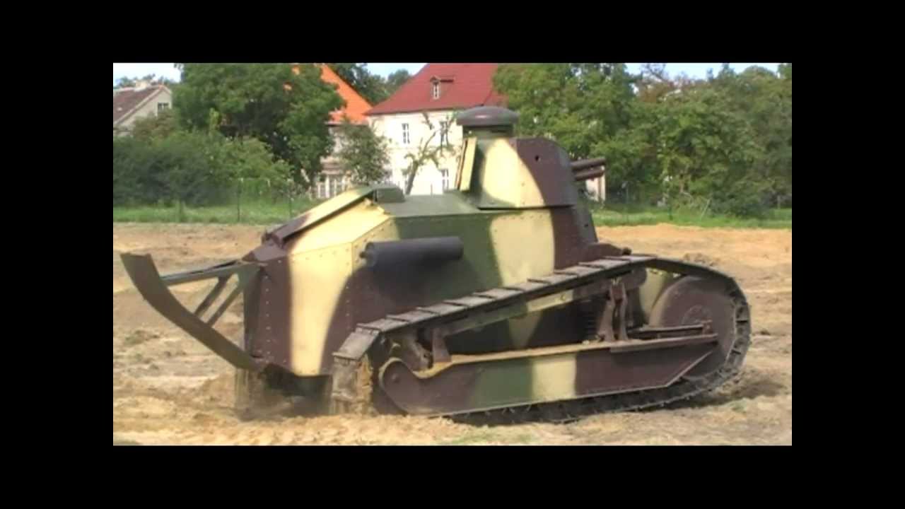 Czołg Renault FT17 replika 02.09.2012. YouTube