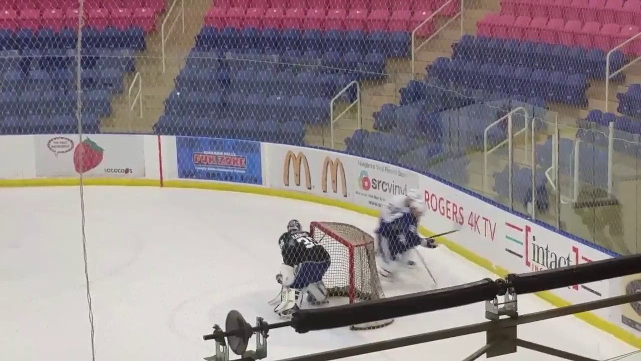 Mitch Marner and Auston Matthews battling - training Camp