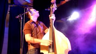 The Wise Guyz - Baby Let's Play House -