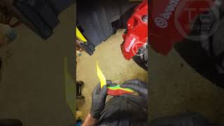 21 Honda Civic Type R Brake Inspection FYB ☝️👀🔧#honda #typer #brakeinspection #metaltometal by TE VIDEOS 1,794 views 6 days ago 9 minutes, 9 seconds