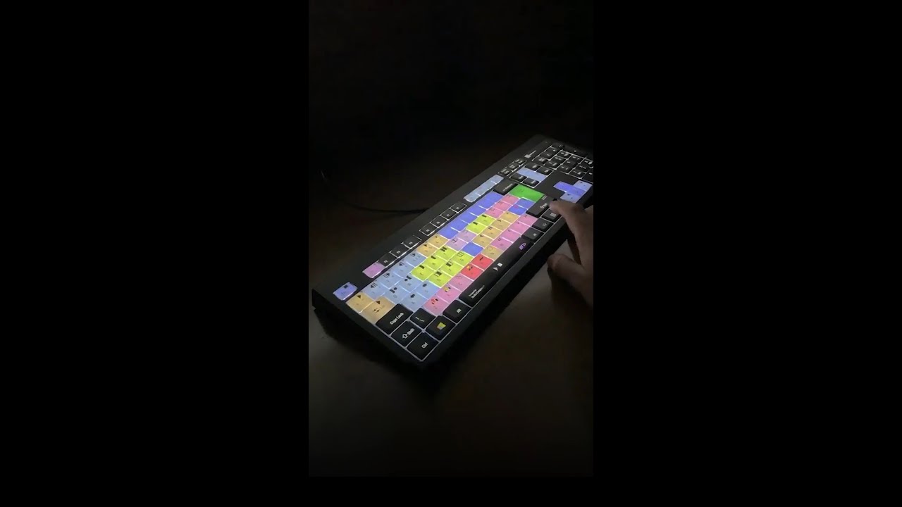 💡 SHORTCUT LIGHTS ON! 📷 Marcel Montealegre