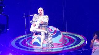 Wide Awake - Katy Perry (Live in Vancouver)