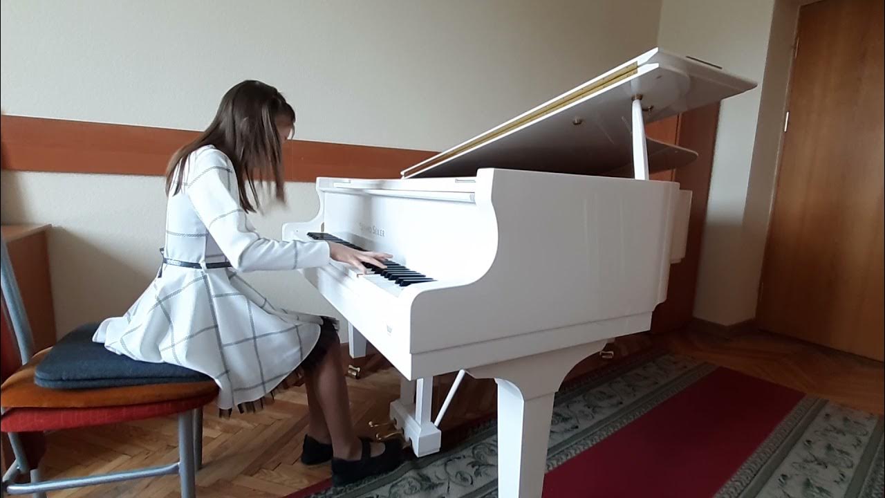 Пианист 2021. Мальчик вундеркинд играет на тарелках. Лоренцо баньяти пианист. Grand piano конкурс 2016. Пианист 2021.