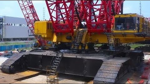 How To Assemble Powerful Crawler Crane & Tower Crane. Crane Vessel Lift Bridge Beam Easily