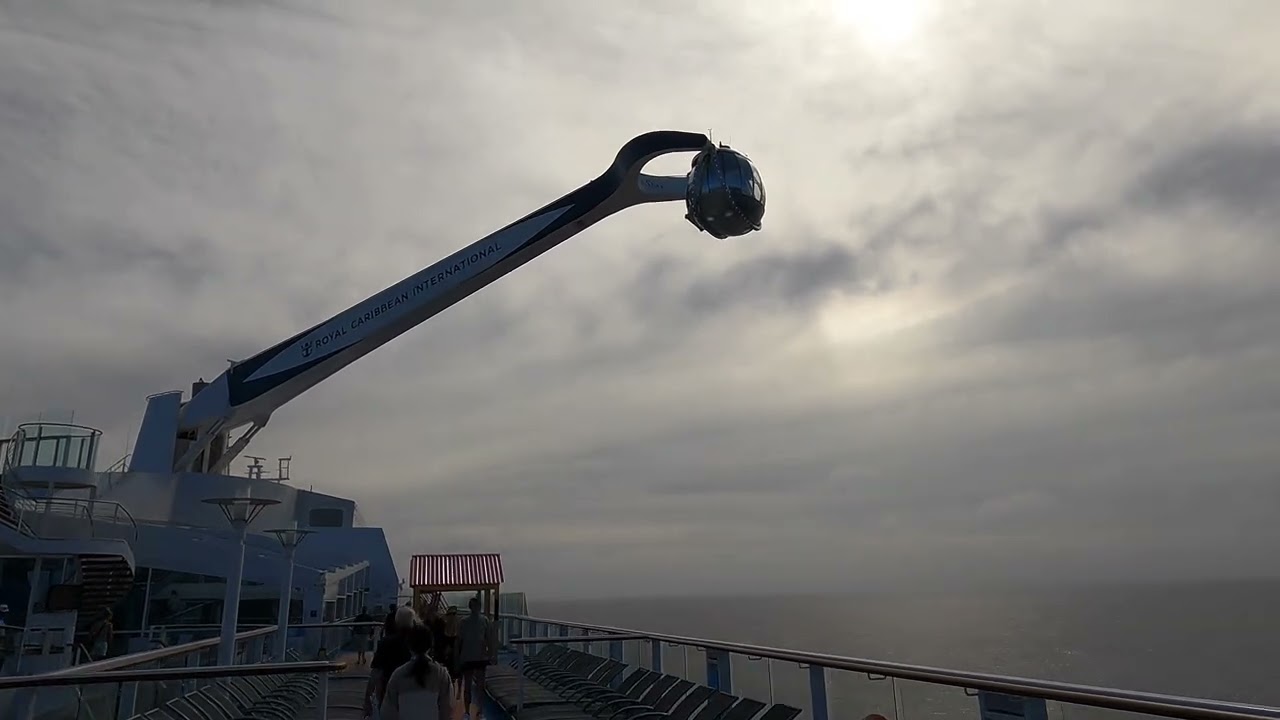 Anthem of the Seas - running track