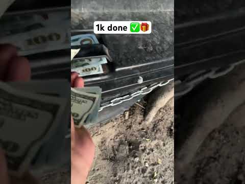 بنوزع فلوس في مصر احنا نخبي وانت تلاقي بالتوفيق للجميع    