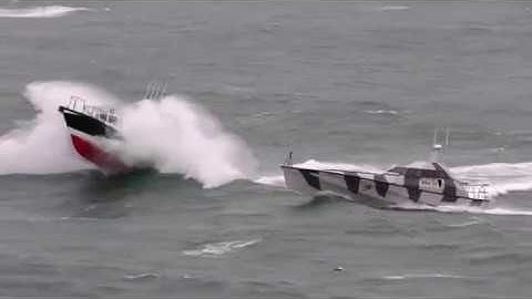 যে নৌকা কখনোই ডুববে না! (ভিডিও)