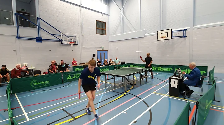 Yasir Mauthoor vs Richard Carden | Kent County Cha...