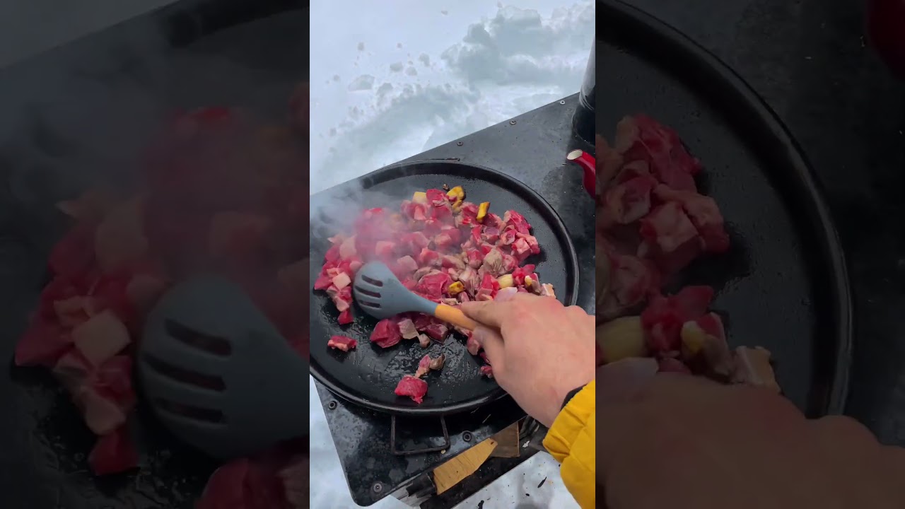 Karlı dağlarda saç kavurma #doğal #saçkavurma #dji #yemektarifleri #camping Karlı dağlarda saç kavurma #doğal #saçkavurma #dji #yemektarifleri #camping