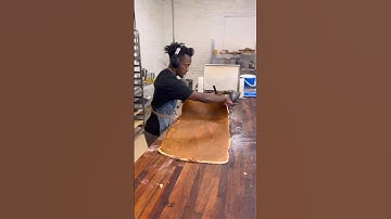 How to make cinnamon filling that doesn’t lick out the dough | use butter 🧈 #cinnamon