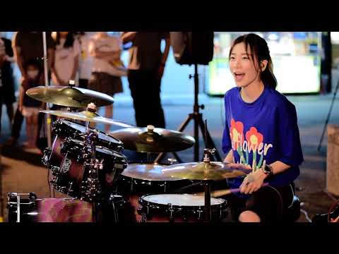 玖壹壹 Ft. Ella陳嘉樺 《來個蹦蹦》街演#June | 羅小白 S.white