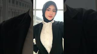 kemeja mahasiswi kekampus