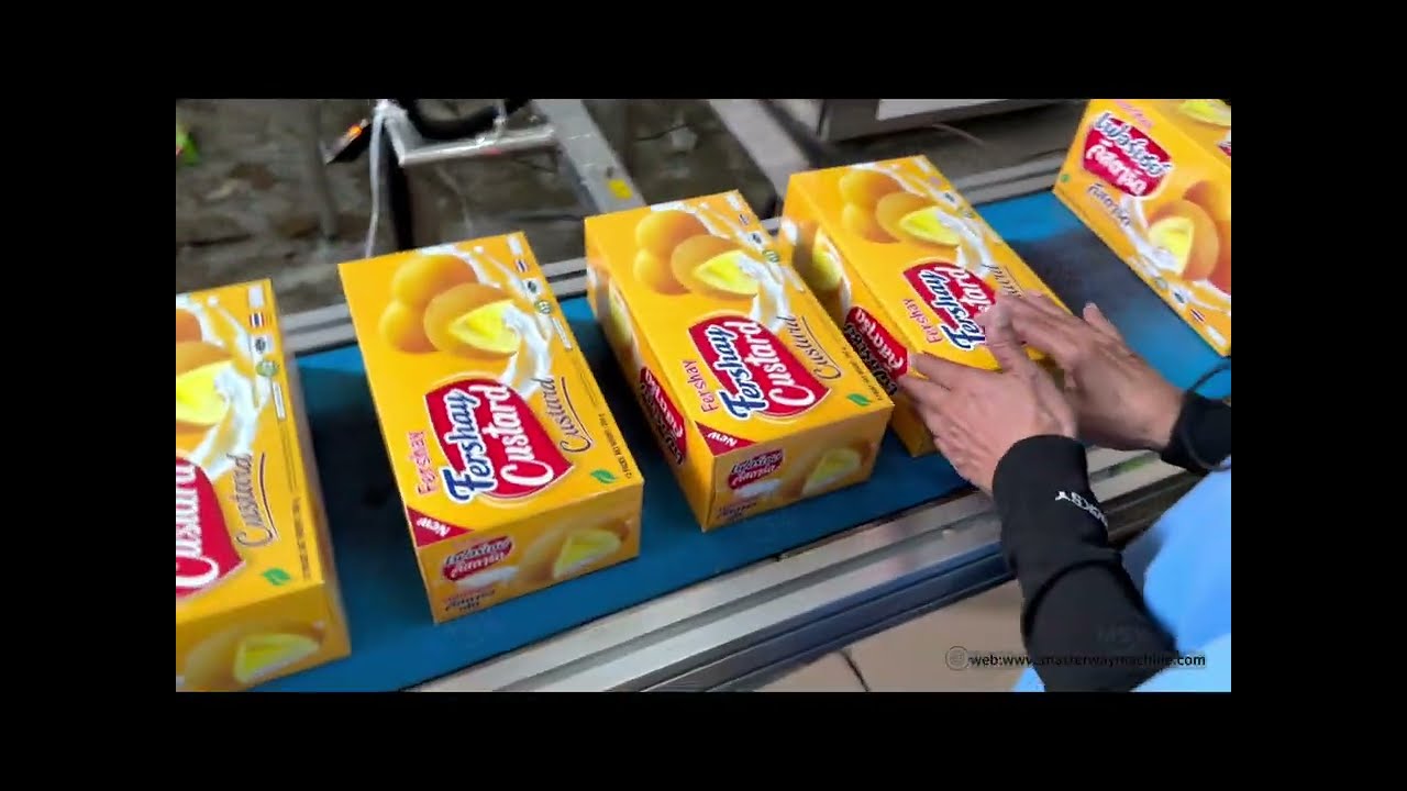 Automatic cake roll packaging machine 