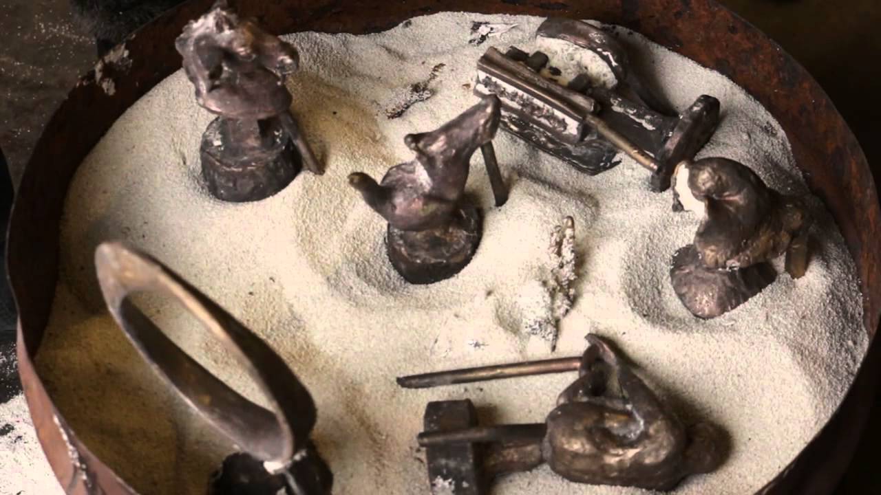 Hereford Make - Bronze Casting - Breaking Out for Patination