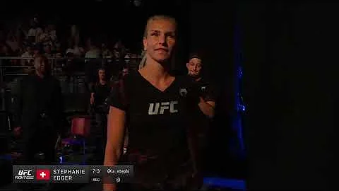 Stephanie Egger vs. Ailin Perez - Weigh-in Face-Of...