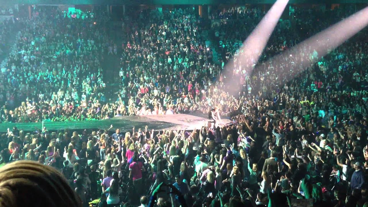 Beauty and a Beat Justin Bieber Denver Pepsi Center Jan 2013 YouTube