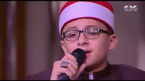 القارئ والمنشد  طه عزت يتلو آيات من القرآن الكريم