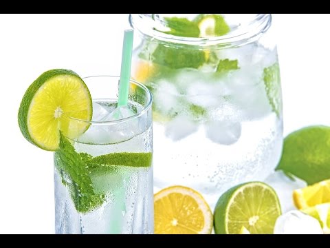 Vídeo: 4 maneres de curar la deshidratació a casa