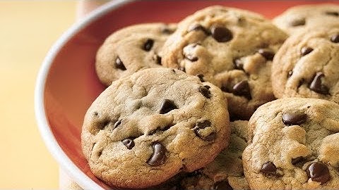Soft and Chewy Chocolate Chip Cookies | Betty Crocker Recipe