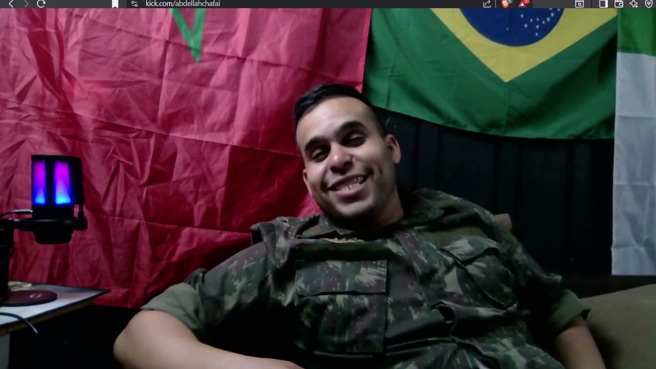 , قصتي أيام السطاج العسكري  نهار تسرق ليا الهاتف من طرف أحد المؤمنين