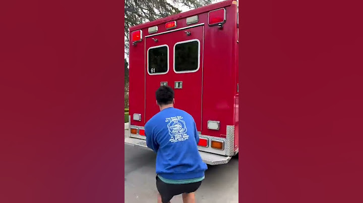 Placed This Sticky Notes On Ambulance They Had No Idea..