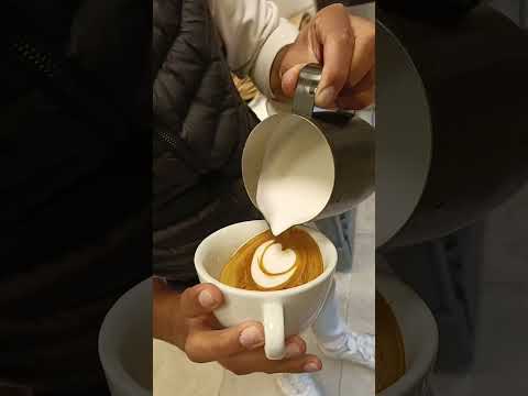 صباح القهوه كابتشينو