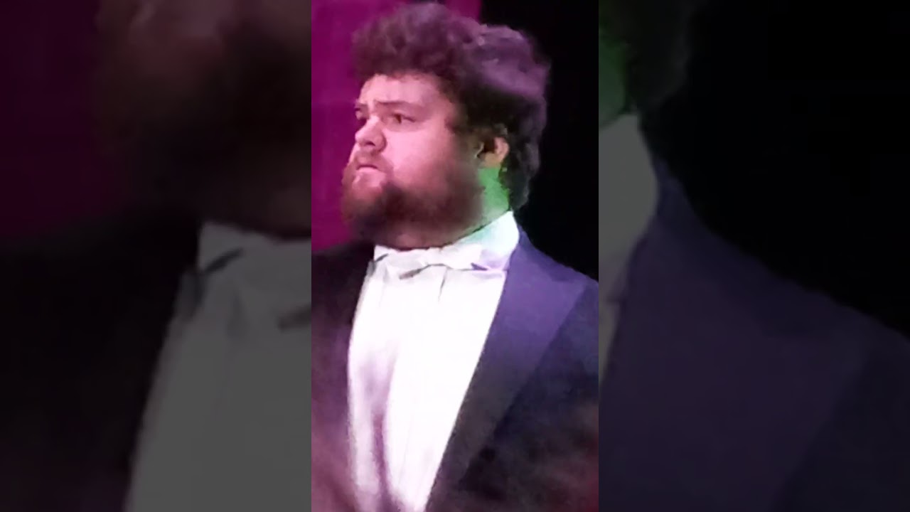 LONDON CONCERTANTE OPERA SINGIN AMD ORCHESTRE CHESTER CATHEDRAL Nessun Dorma by Turandot 