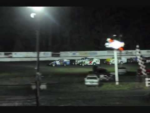 Bear Ridge Speedway Modified Feature 5-21-2011