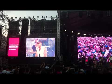 alex-velea---cand-noaptea-vine---concert-2014-bucharest-telekom-romania-(aprindem-magenta)