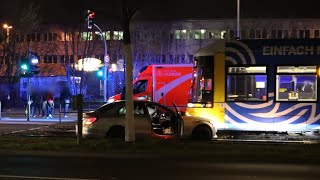 Bergung Pkw Aus Gleisbett Nach Straßenbahnunfall In Marzahn 20.1.2023