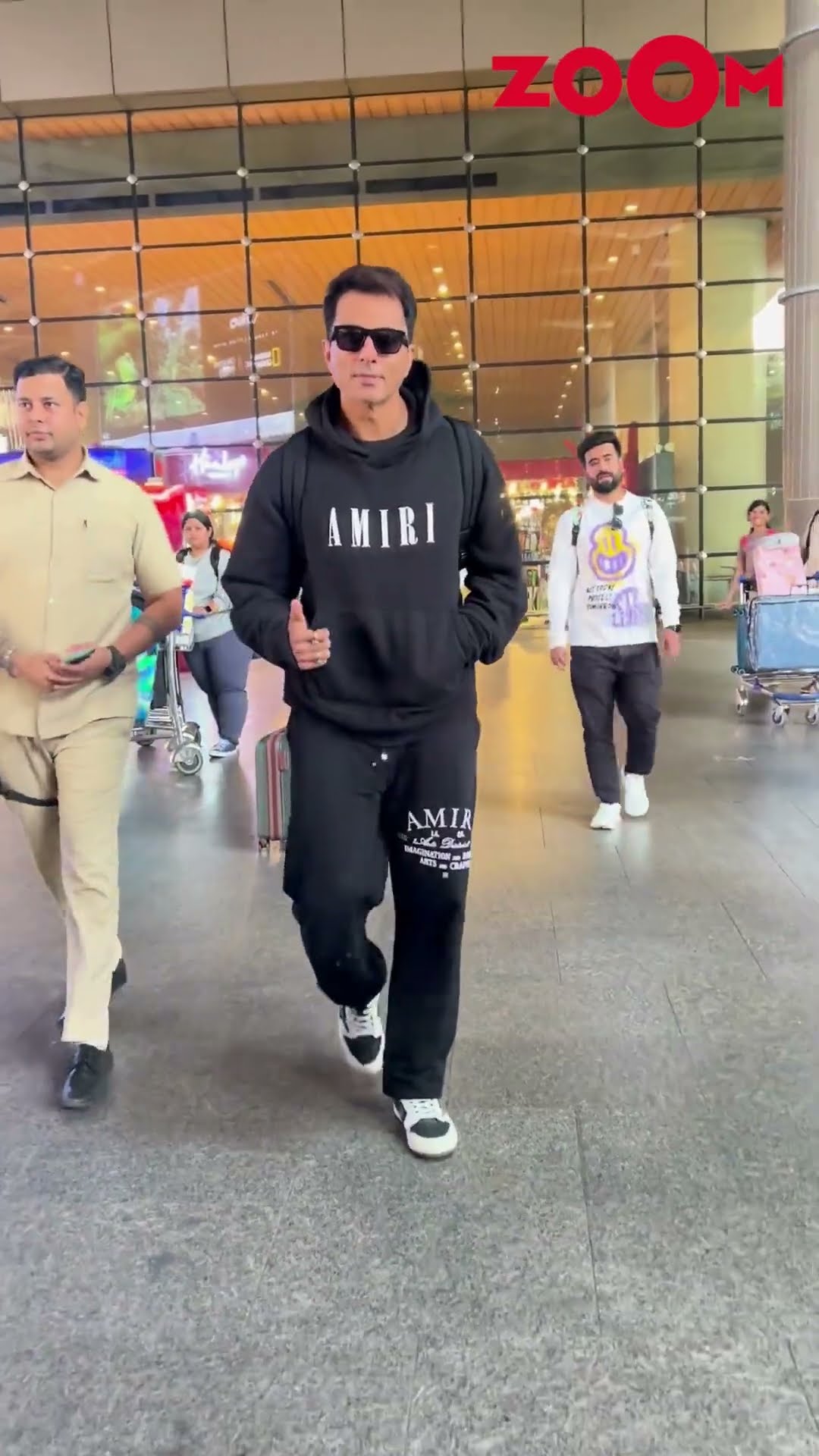 Sonu Sood GESTURES at the paps as spotted at the airport #sonu #sonusood #shorts