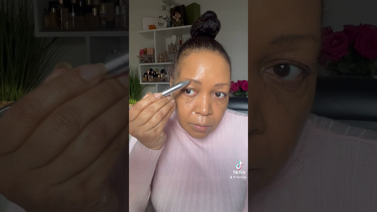 This FOUNDATION!! GRWM Make Up Forever HD Skin Hydra Glow | Dry Mature Skin | Over50  