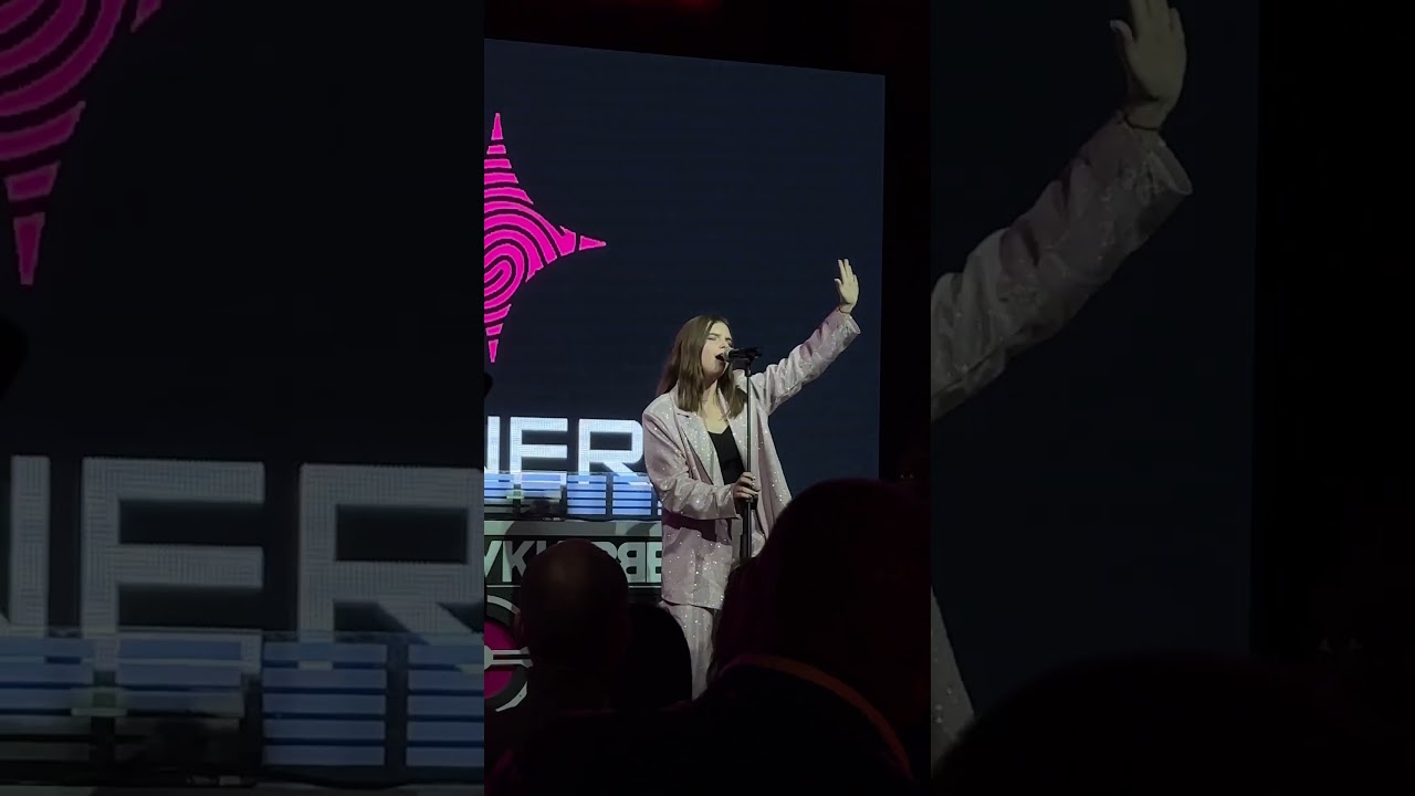 Работа не волк, работа это WORK 