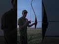 Distance d'une flèche en tir en l'air : Arc à Poulie vs Arc Traditionnel 🏹