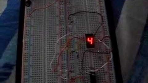 7-segment LED Display driven by a 16F88 PIC