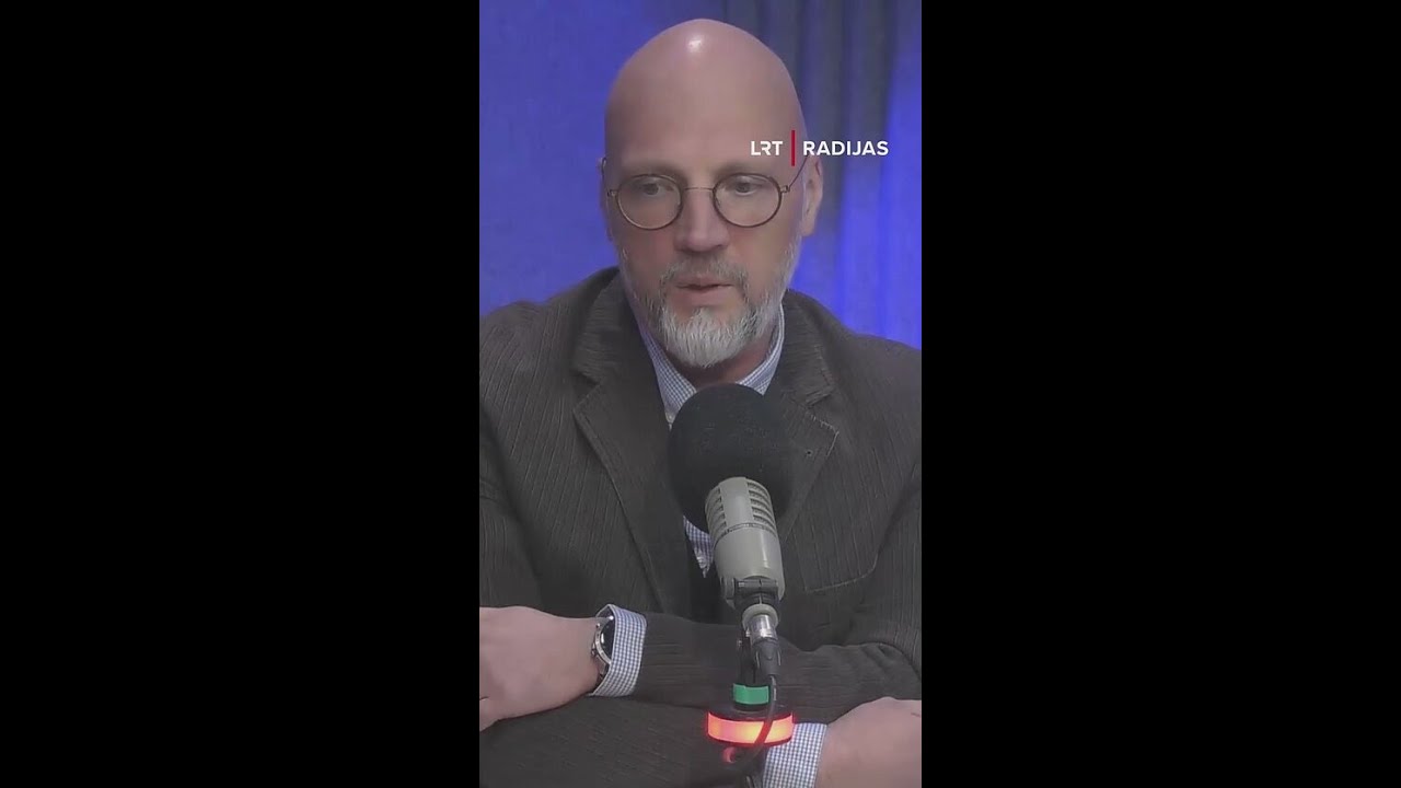 Profesorius apie grūdinimąsi šaltame vandenyje: gali pagerinti odos būklę