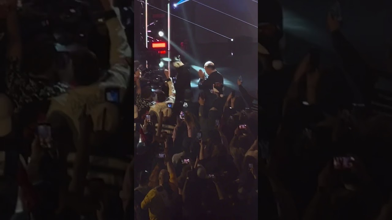 Roman Reigns and Paul Heyman live on Smackdown. 